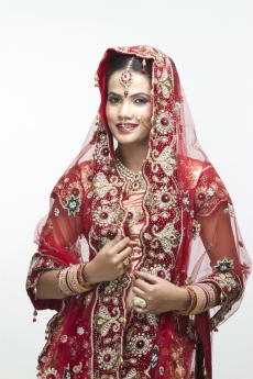 indian bride posing and smiling